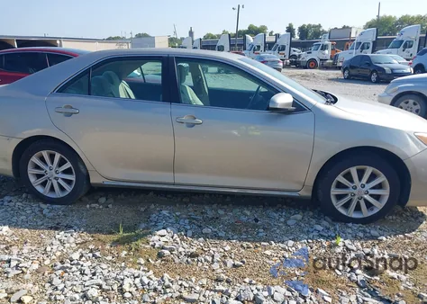 2013 Toyota Camry Xle из США, поврежденный, VIN 4T1BF1FKXDU713942